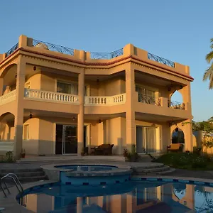 House Of Hathor Louxor