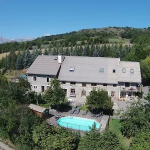 D'hôtes La Grange Des Ecrins Maison d'hôtes Chabottes